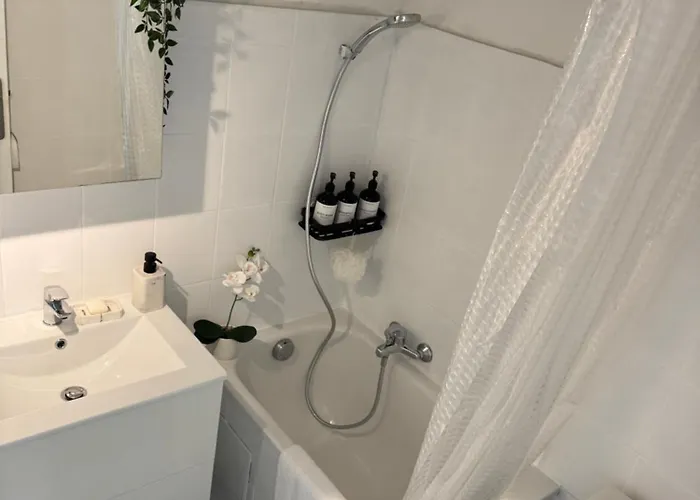 Couette-café Mirazur *