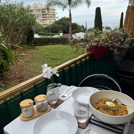 Mirazur Bed and breakfast