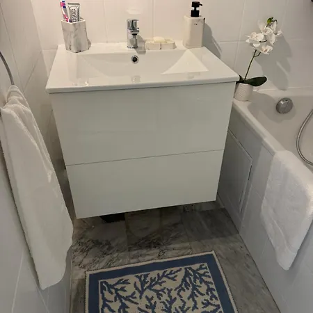 Mirazur Bed & Breakfast Nizza