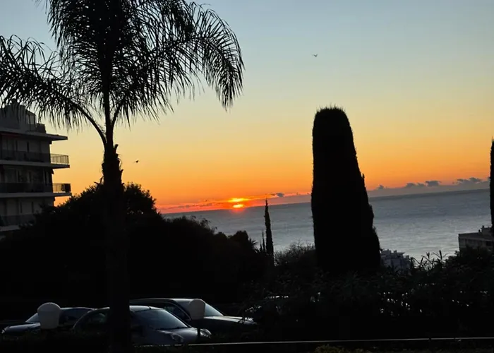 Mirazur Bed & Breakfast *